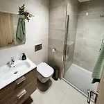 Apartment Mcrame Design Sea View, Beachfront, Swimming Pool, 2bdr, 2bar, 6 Pax, Da Rocha