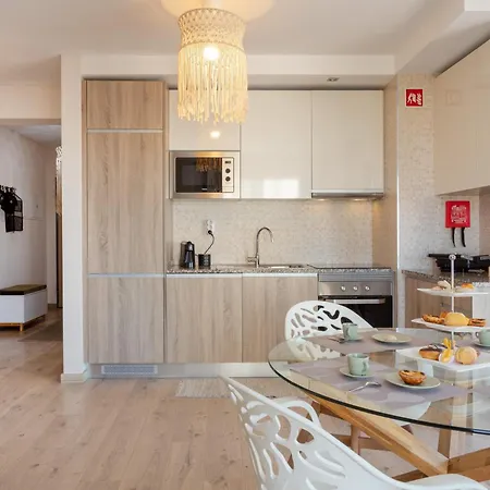 Mcrame Design Sea View, Beachfront, Swimming Pool, 2bdr, 2bar, 6 Pax, Da Rocha Portimao