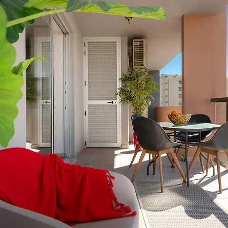 Apartman Mcrame Design Sea View, Beachfront, Swimming Pool, 2bdr, 2bar, 6 Pax, Da Rocha *