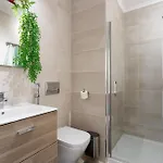 شقة Mcrame Design Sea View, Beachfront, Swimming Pool, 2bdr, 2bar, 6 Pax, Da Rocha