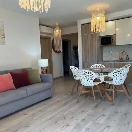 Mcramé Design Sea View, Beachfront, Swimming Pool, 2bdr, 2bar, 6 Pax, Da Rocha