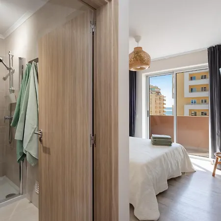 Mcramé Design Sea View, Beachfront, Swimming Pool, 2bdr, 2bar, 6 Pax, Da Rocha Appartement Portimão